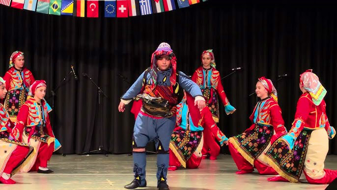 Turkey stage dance performance